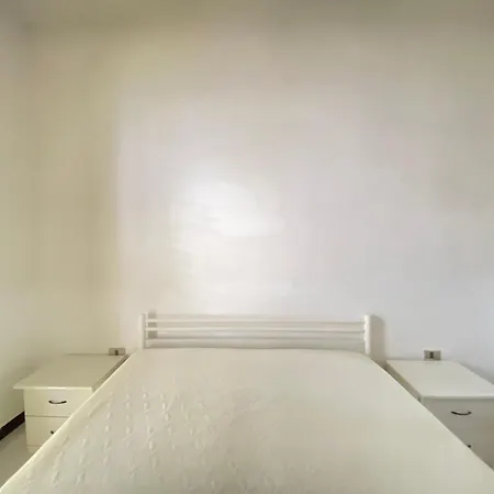 Santa Barbara Baia Apartamento
